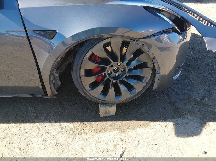 TESLA MODEL Y - zdjęcie 6