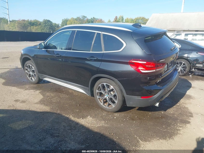 BMW X1 - zdjęcie 3