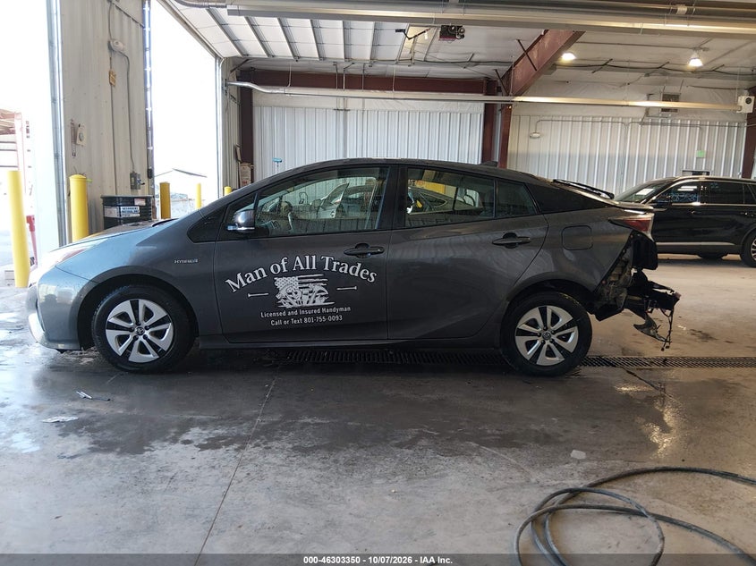 TOYOTA PRIUS - zdjęcie 15