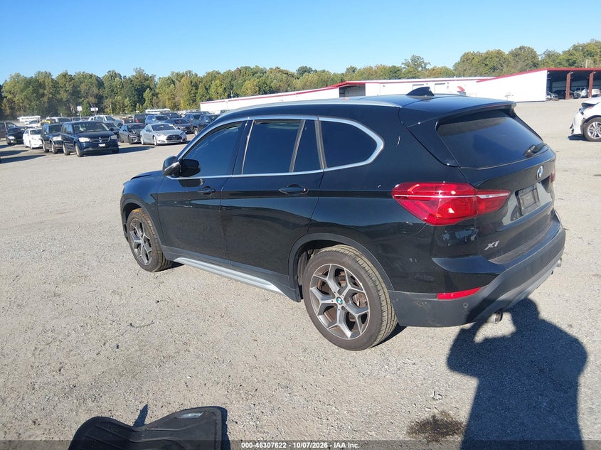 BMW X1 - zdjęcie 3