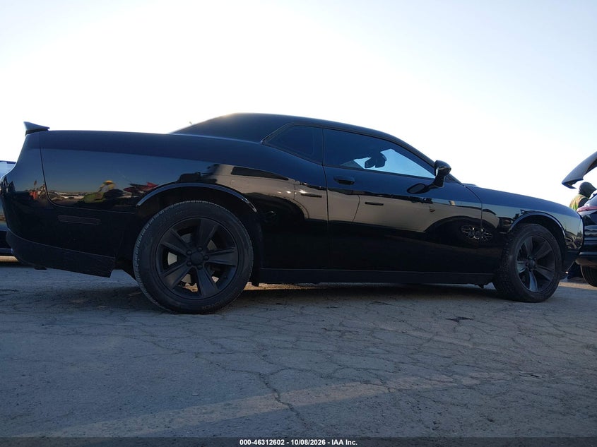 DODGE CHALLENGER - zdjęcie 13