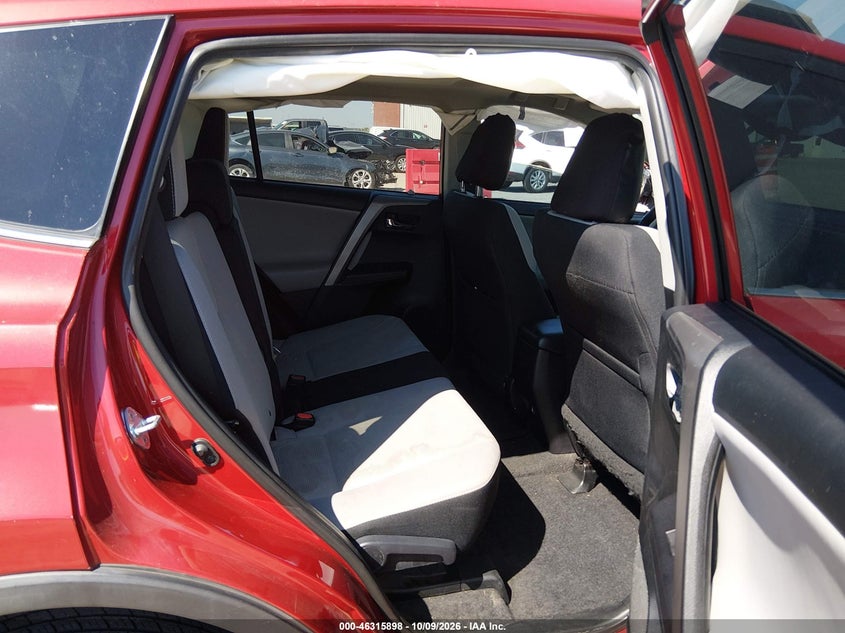 TOYOTA RAV4 - zdjęcie 8
