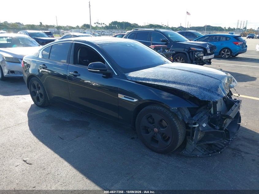 JAGUAR XE - zdjęcie 1