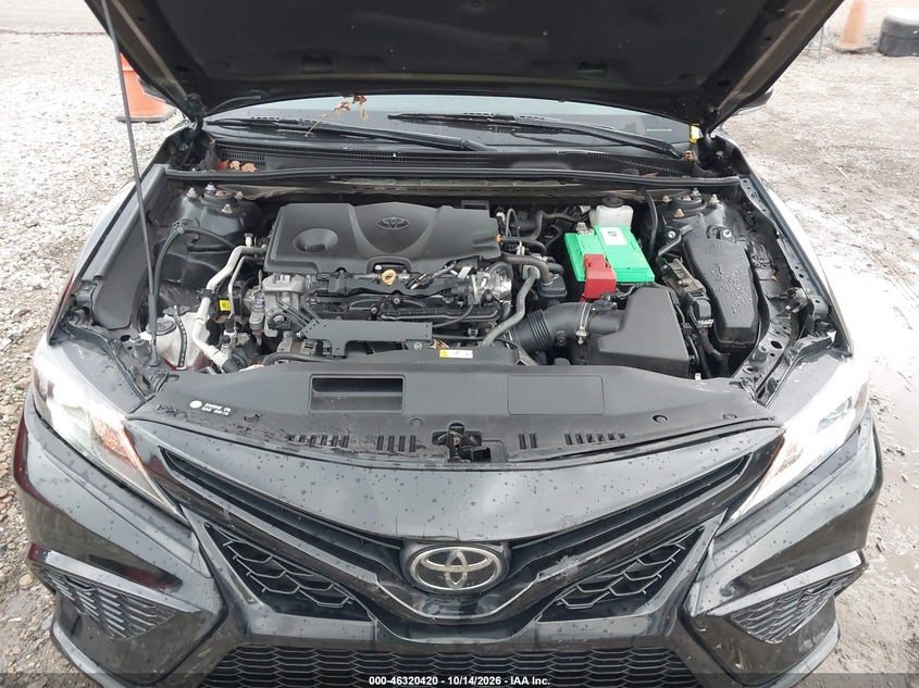 TOYOTA CAMRY - zdjęcie 10