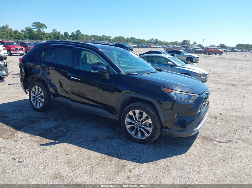 TOYOTA RAV4 - zdjęcie 1