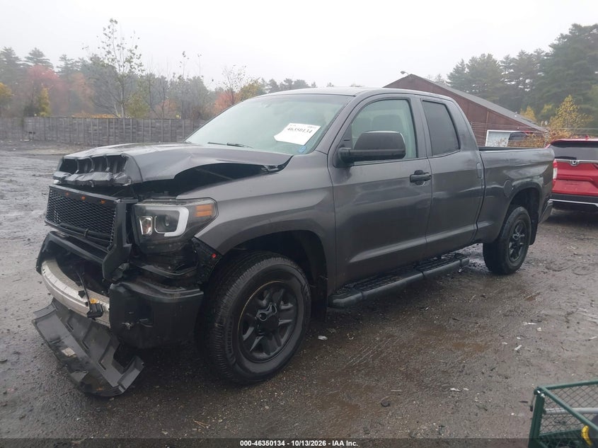 TOYOTA TUNDRA - zdjęcie 2