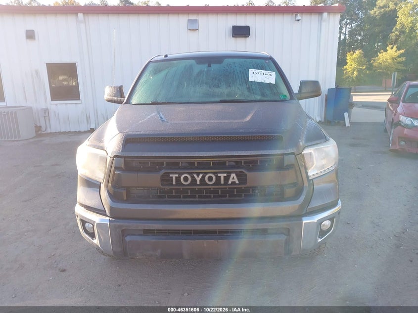 TOYOTA TUNDRA - zdjęcie 12