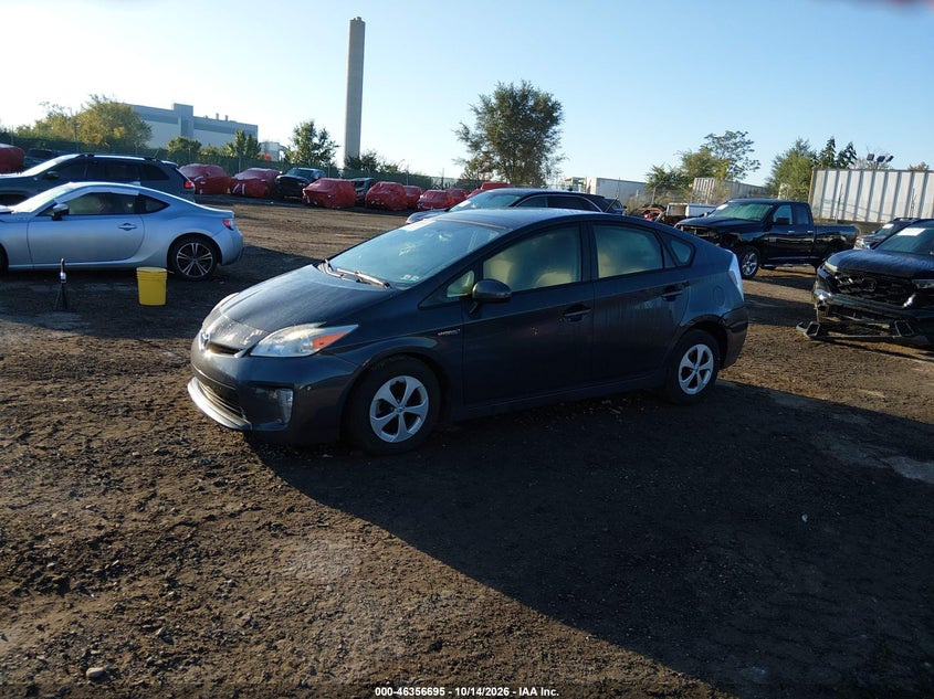 TOYOTA PRIUS - zdjęcie 2