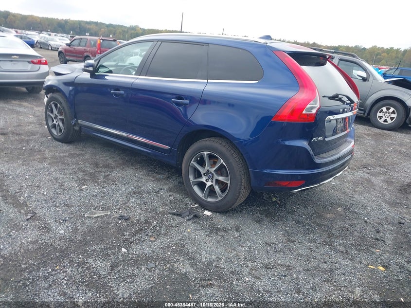 VOLVO XC60 - zdjęcie 3