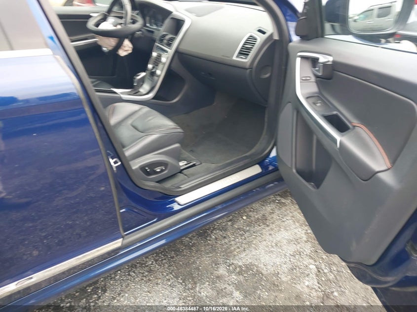 VOLVO XC60 - zdjęcie 5
