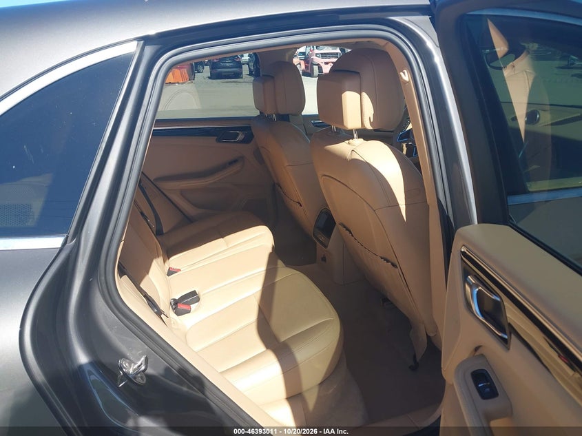 PORSCHE MACAN - zdjęcie 8