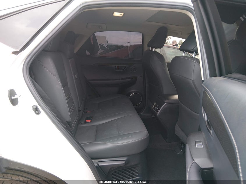 LEXUS NX 300 - zdjęcie 8