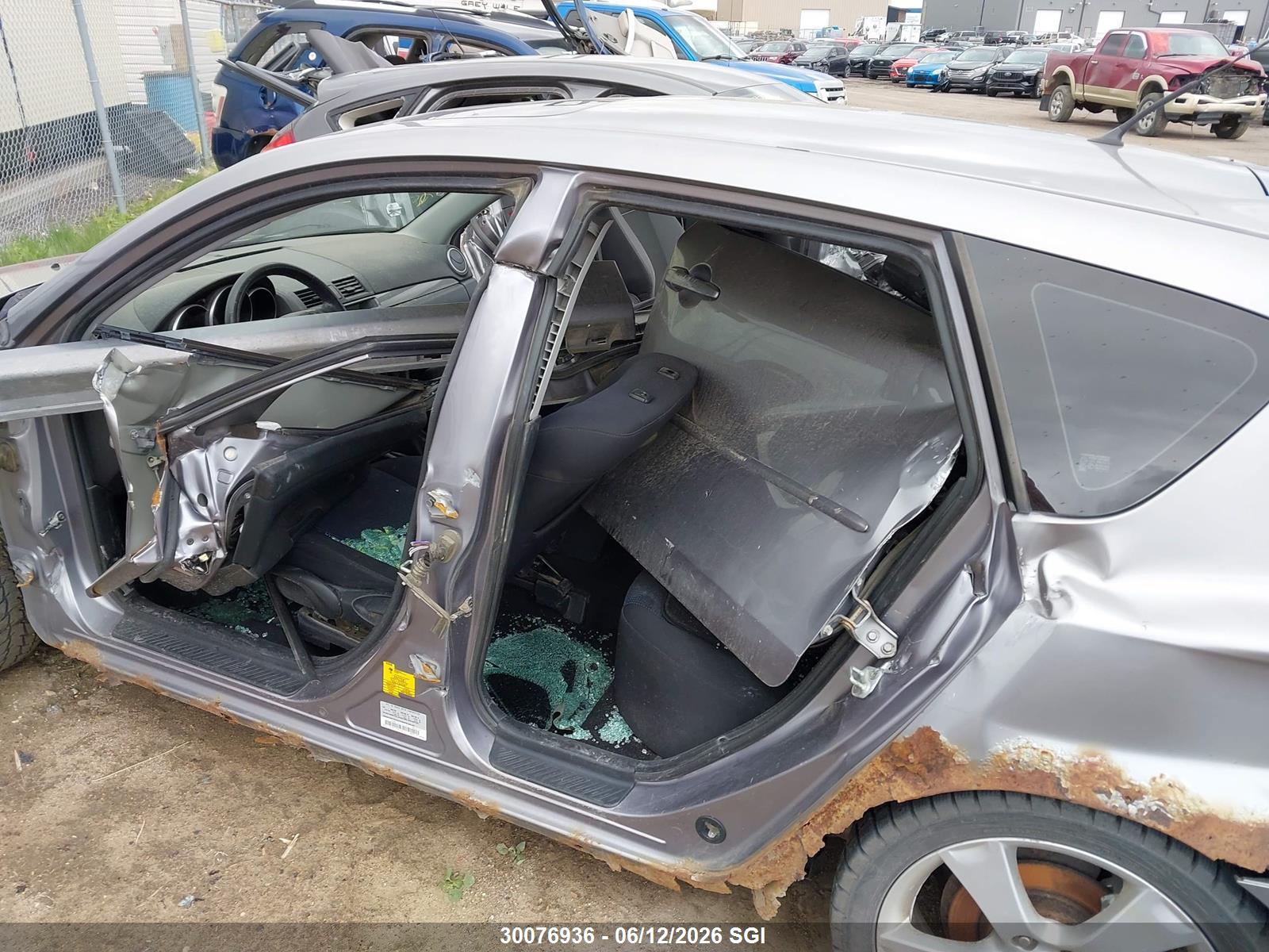 MAZDA 3 image 6