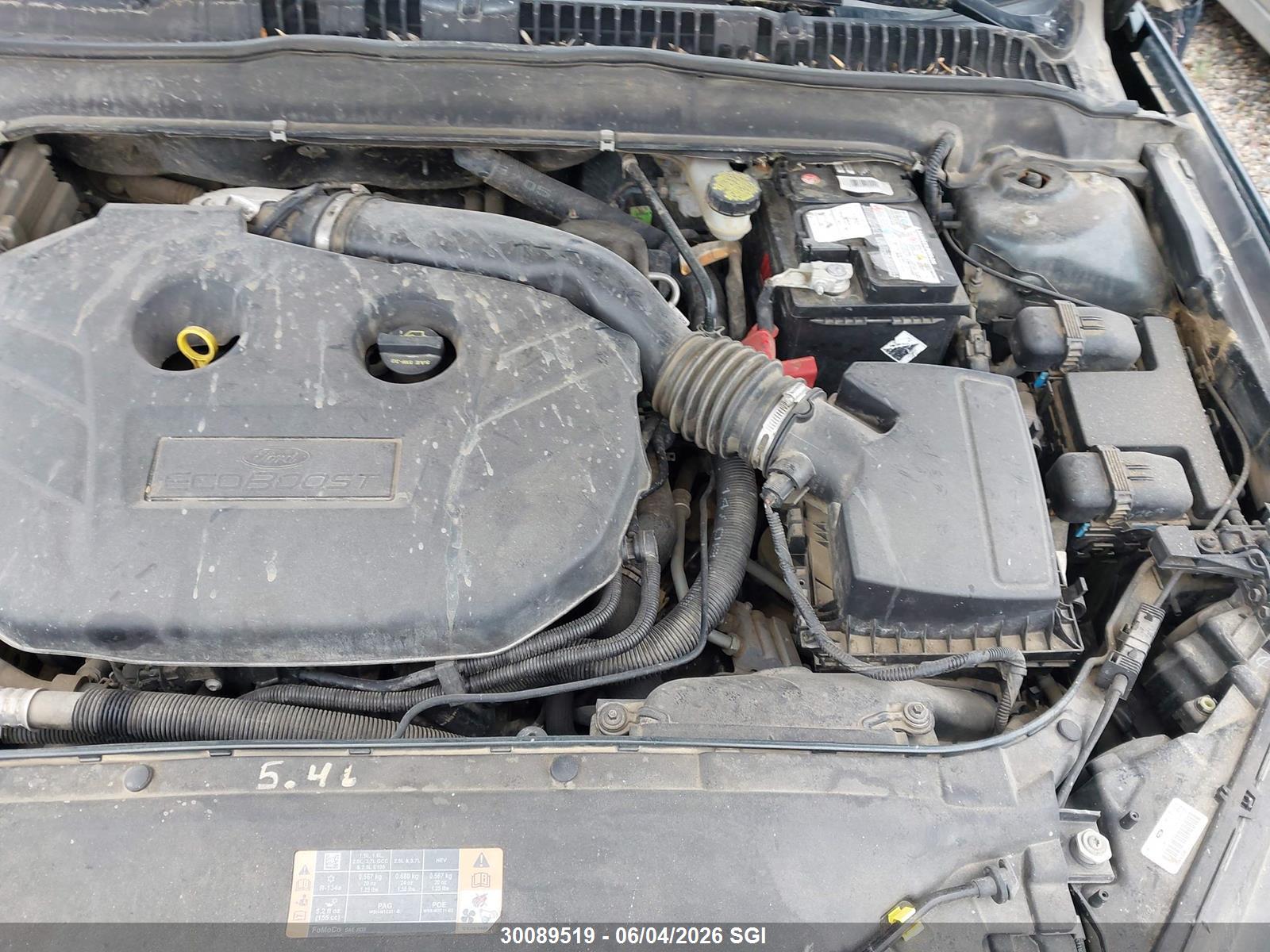 FORD FUSION image 10