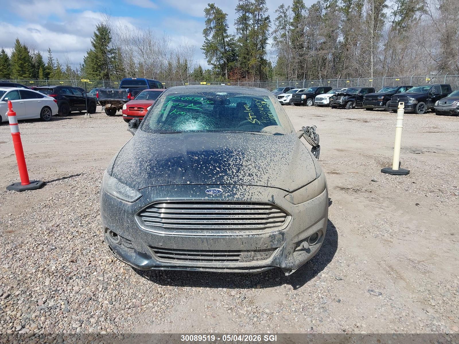 FORD FUSION image 11