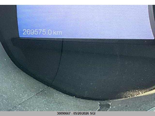 FORD FUSION image 7