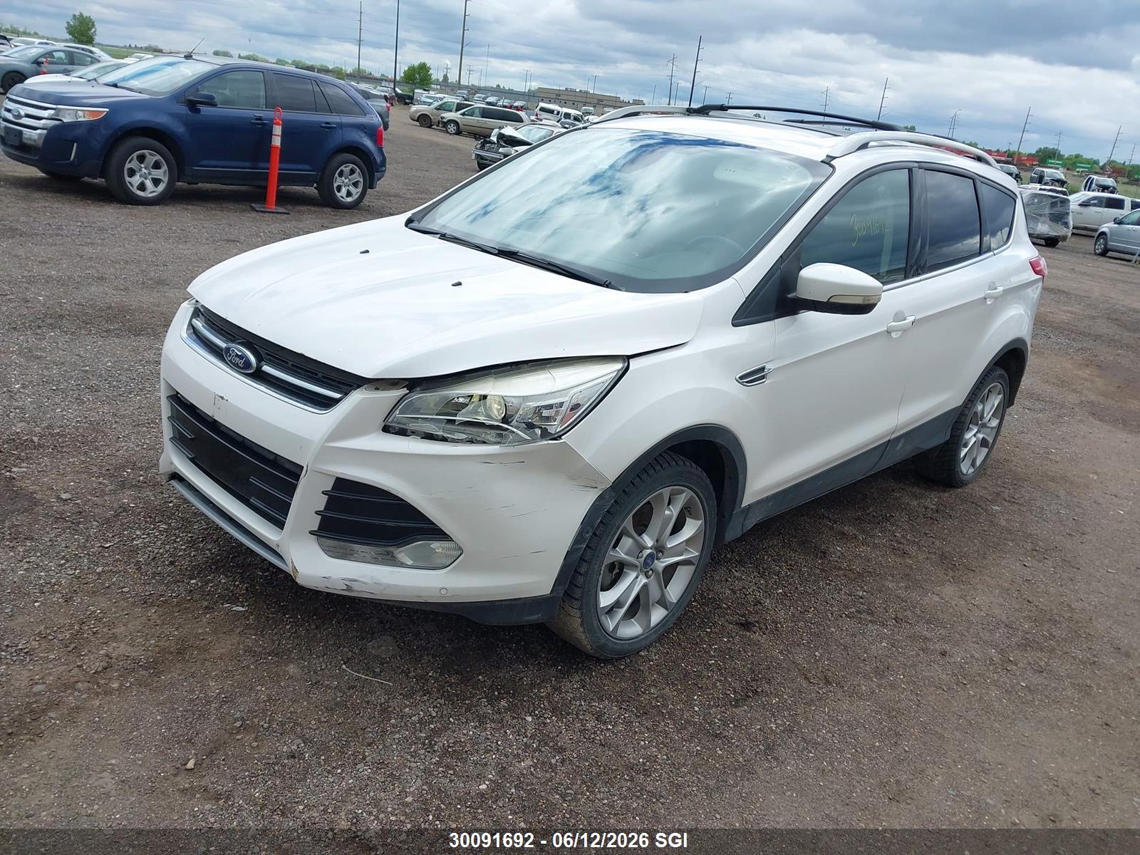 FORD ESCAPE image 2