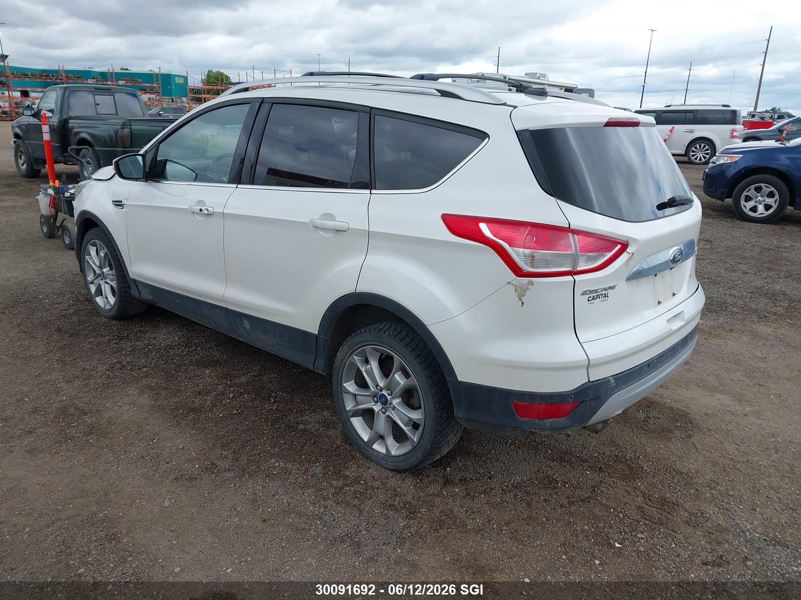 FORD ESCAPE image 3