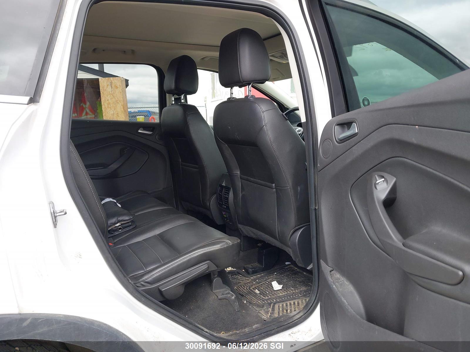 FORD ESCAPE image 8