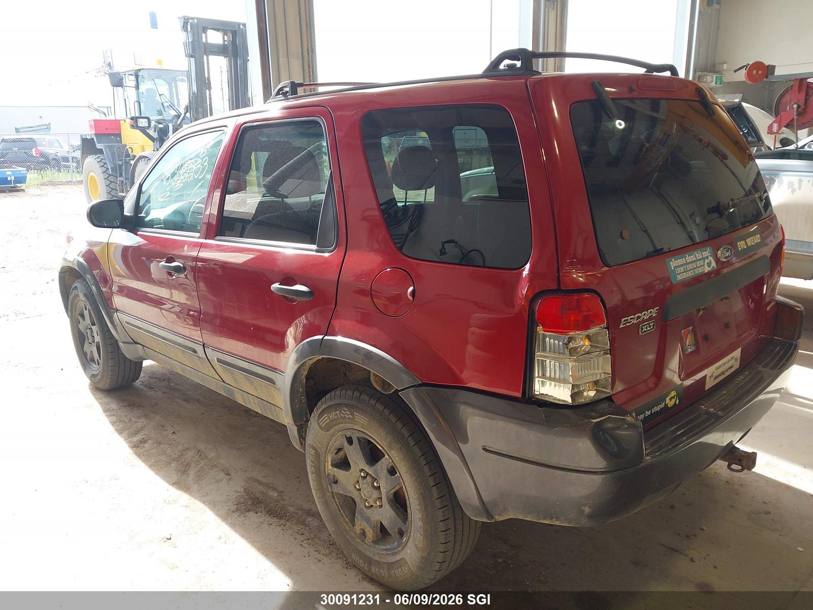 FORD ESCAPE image 3