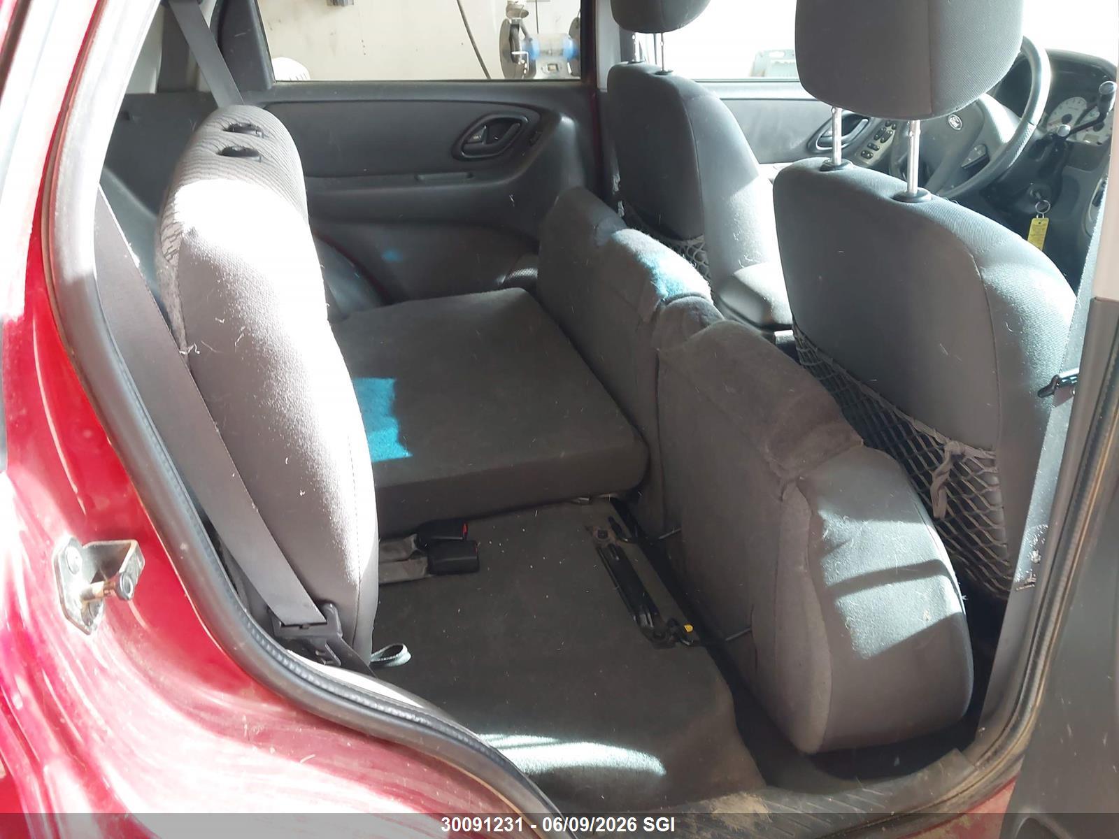 FORD ESCAPE image 8