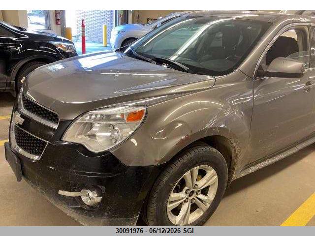 CHEVROLET EQUINOX image 2