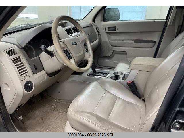 FORD ESCAPE image 10