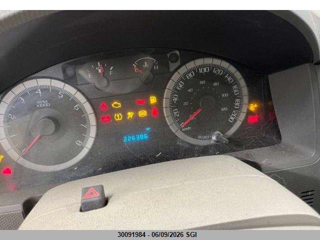 FORD ESCAPE image 11