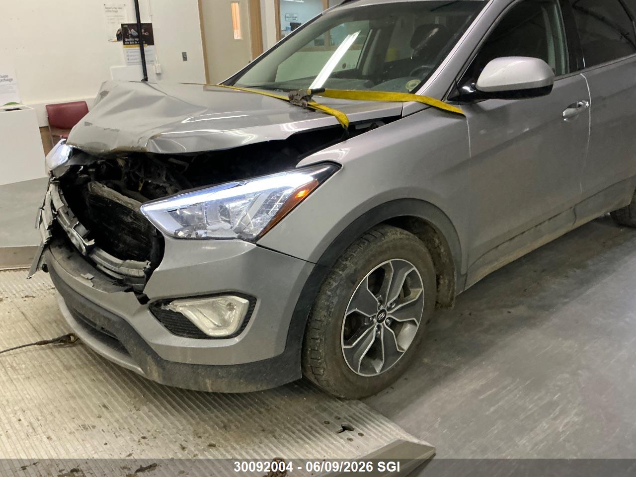 HYUNDAI SANTA image 2