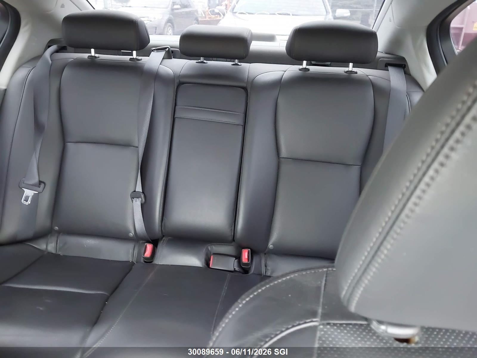 ACURA RLX image 8