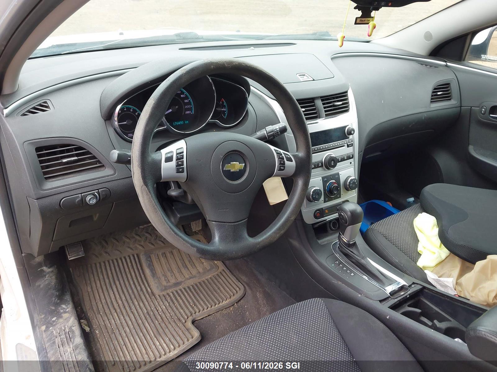 CHEVROLET MALIBU image 5