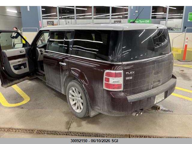 FORD FLEX image 9