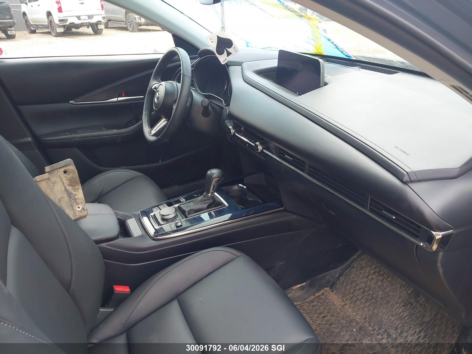 MAZDA CX-30 image 5