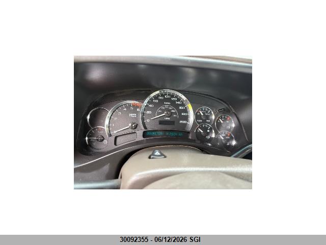CADILLAC ESCALADE image 7