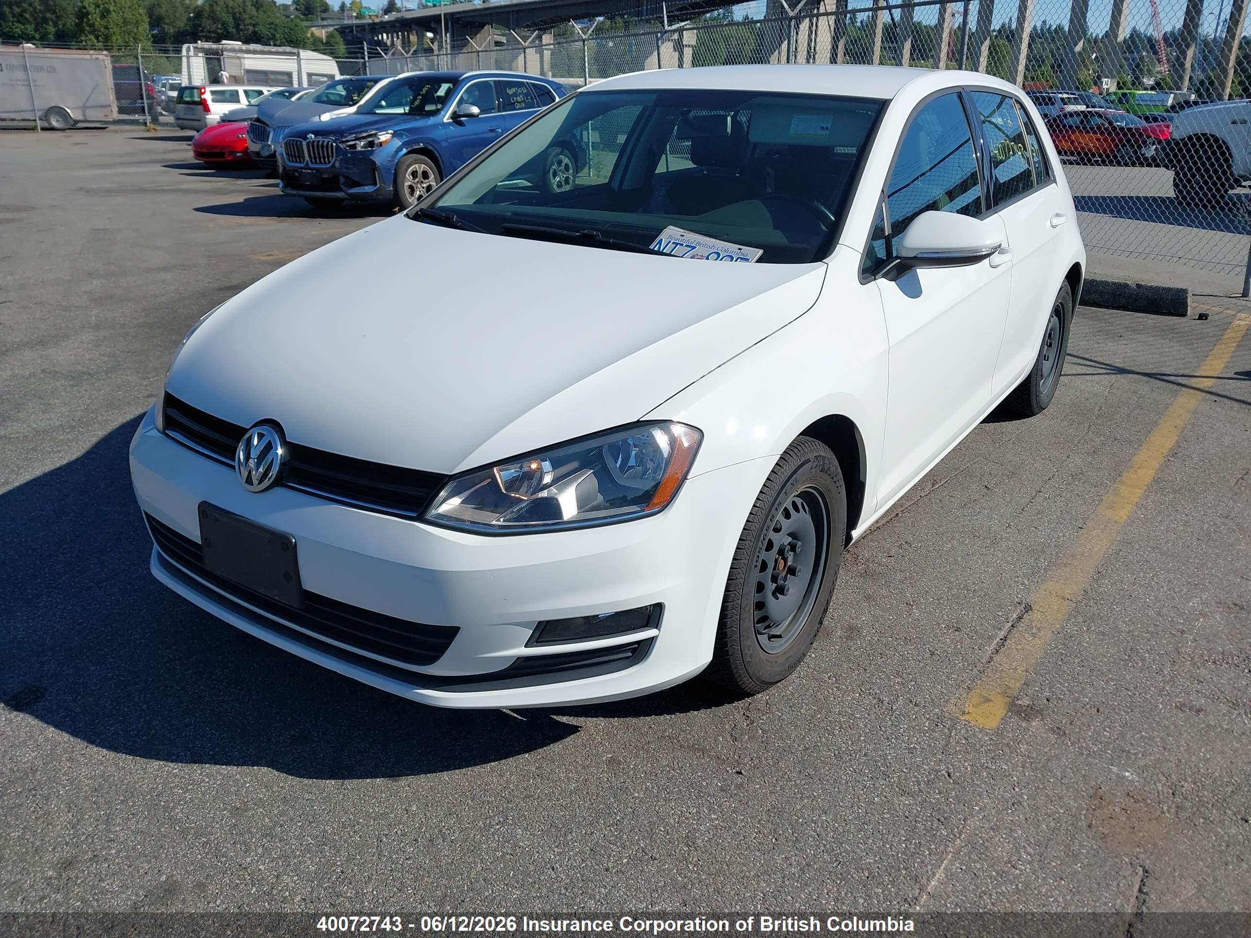 VOLKSWAGEN GOLF image 2