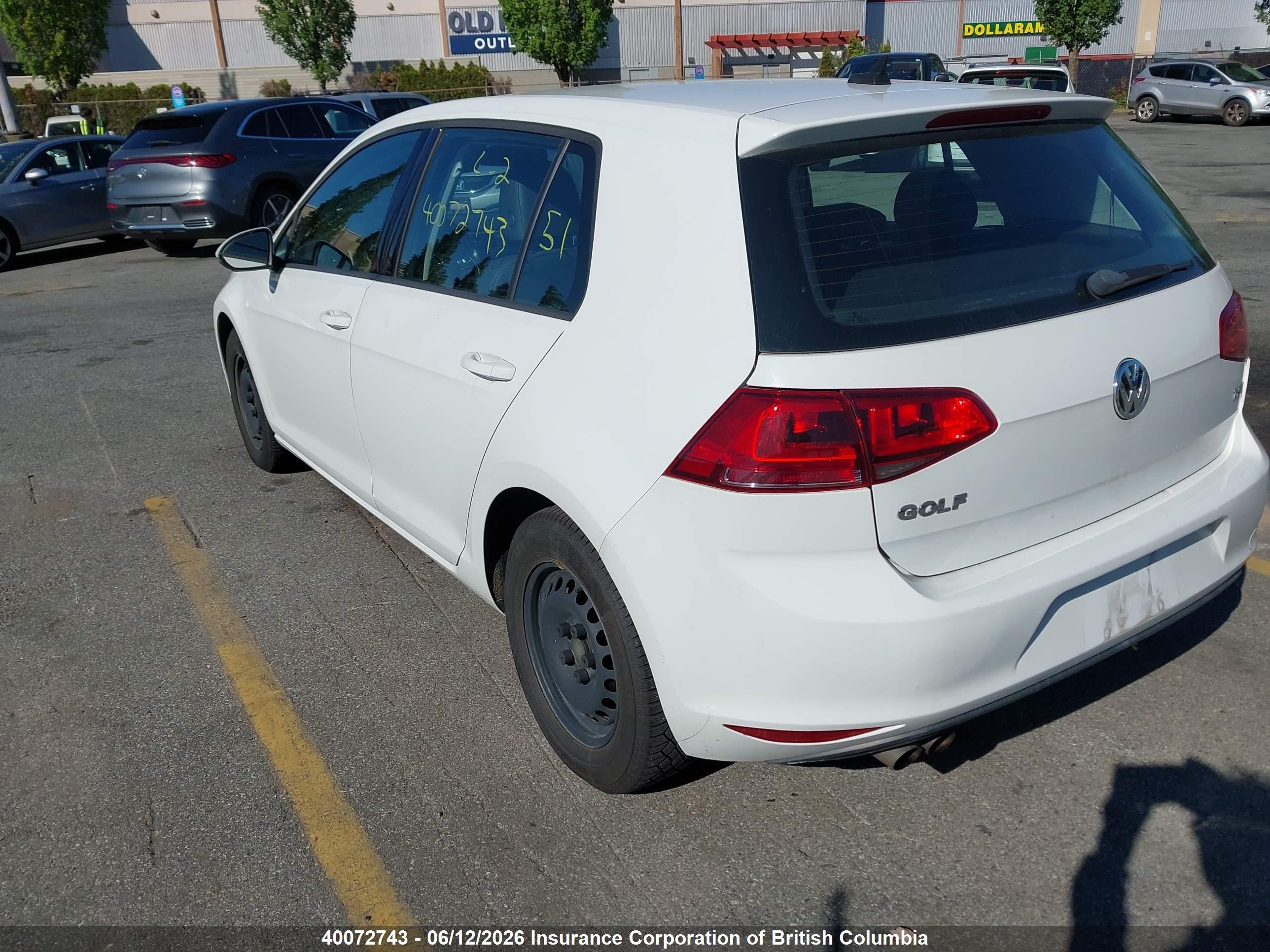 VOLKSWAGEN GOLF image 3