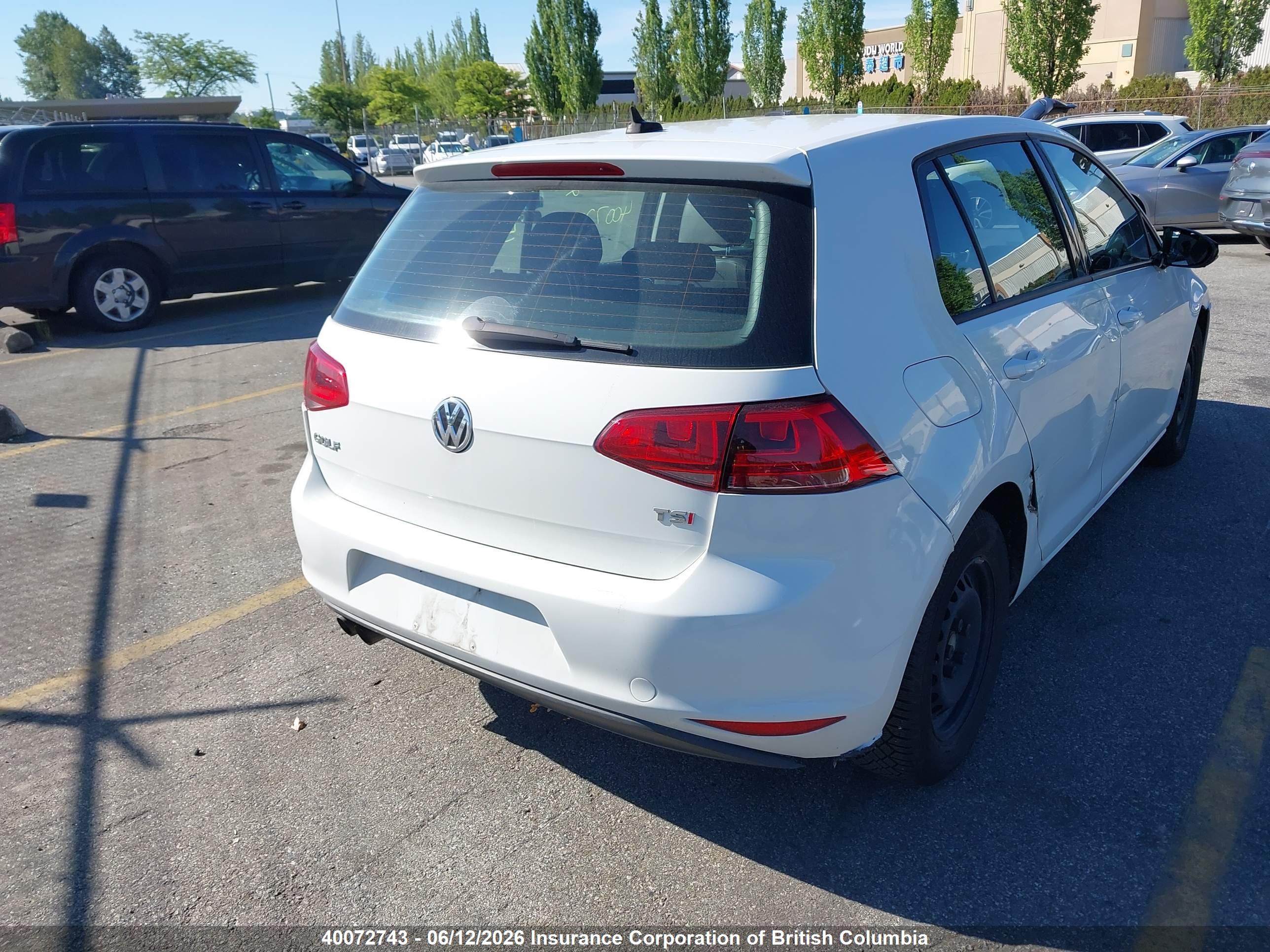 VOLKSWAGEN GOLF image 4