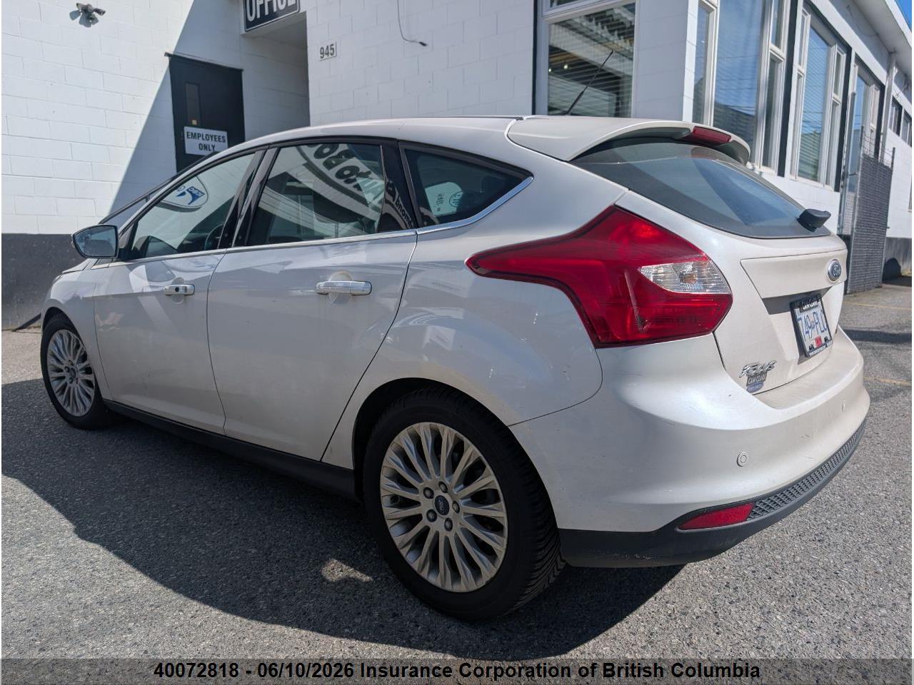 FORD FOCUS image 4
