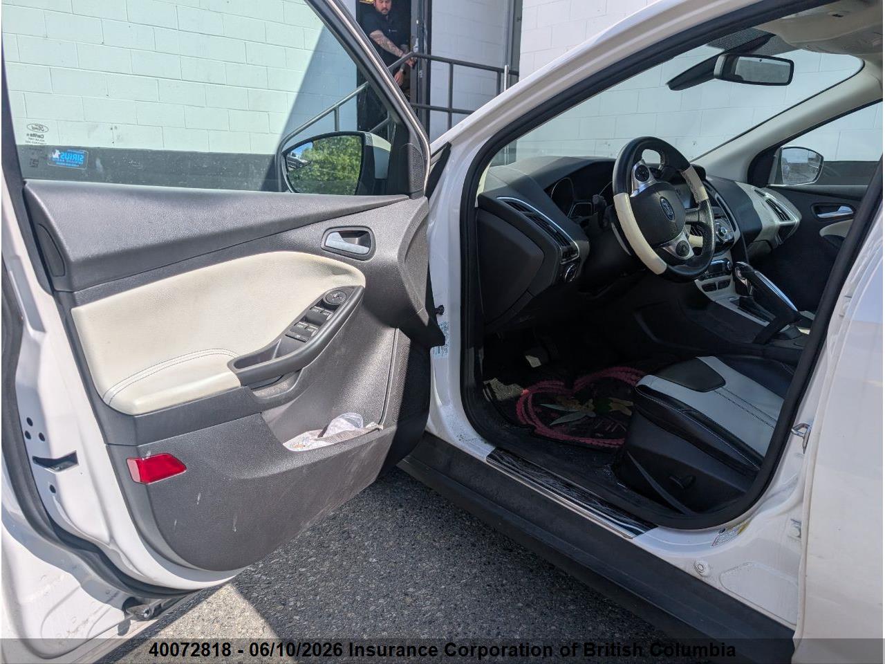 FORD FOCUS image 7