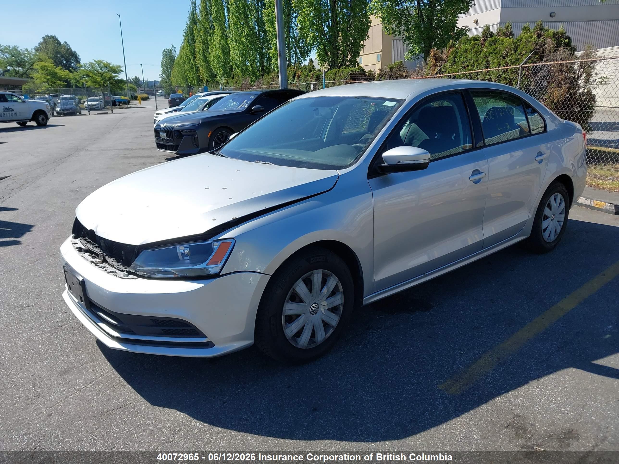 VOLKSWAGEN JETTA image 2