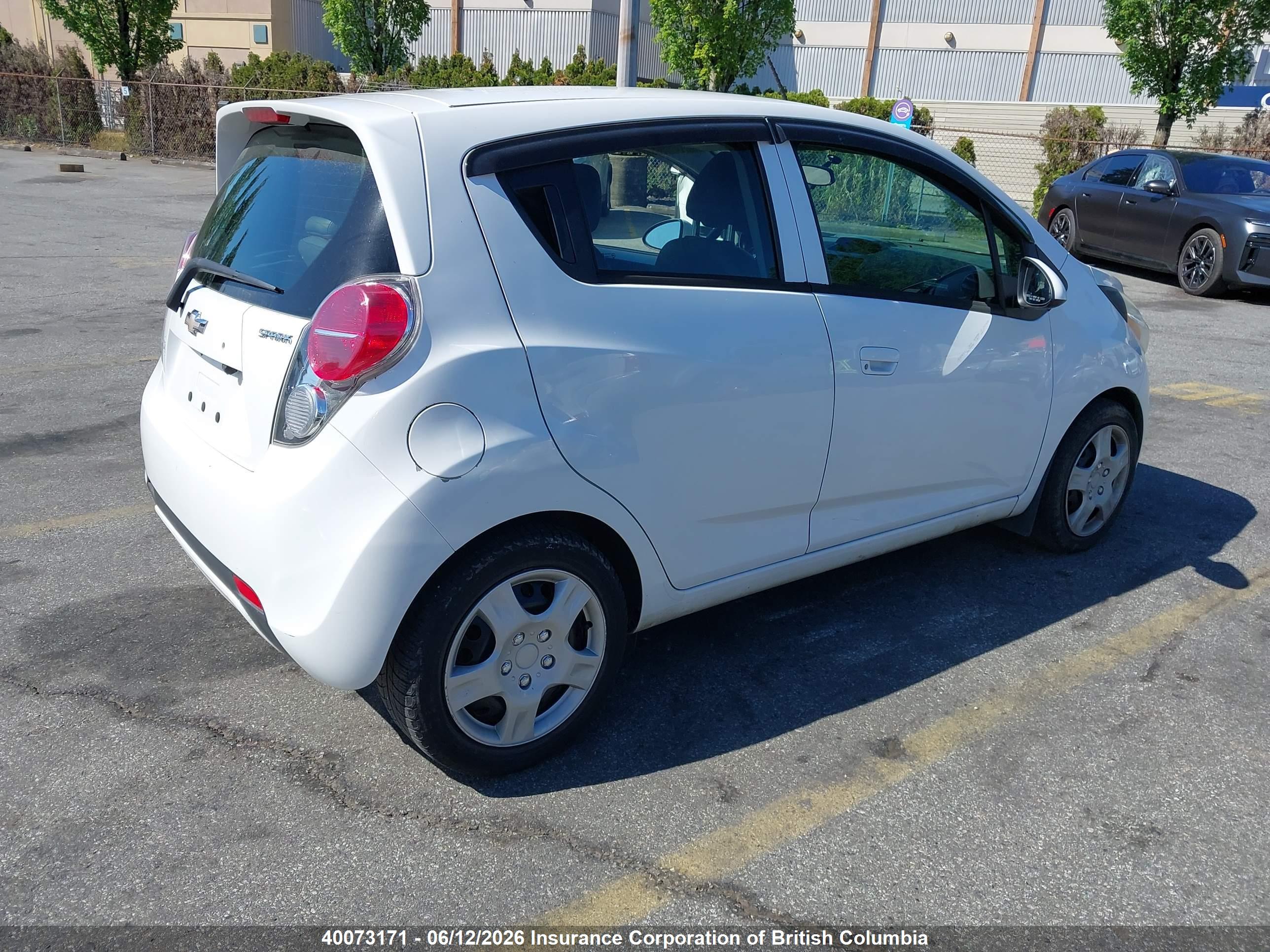 CHEVROLET SPARK image 4