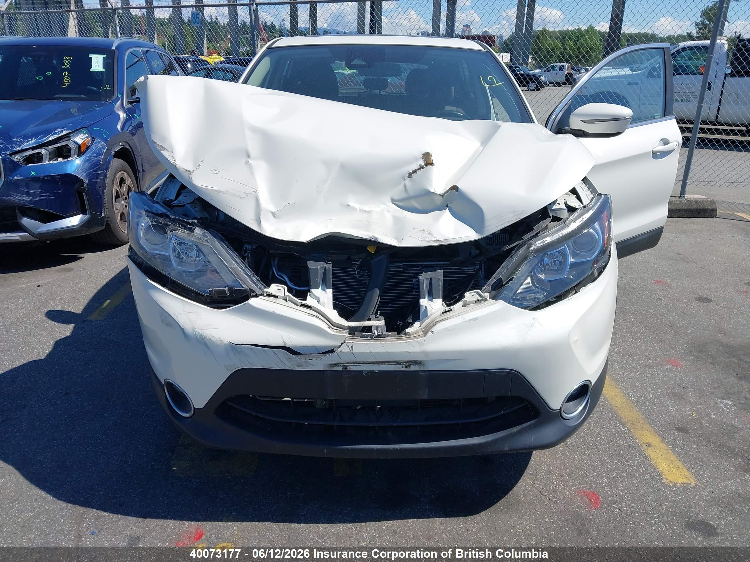 NISSAN ROGUE image 6