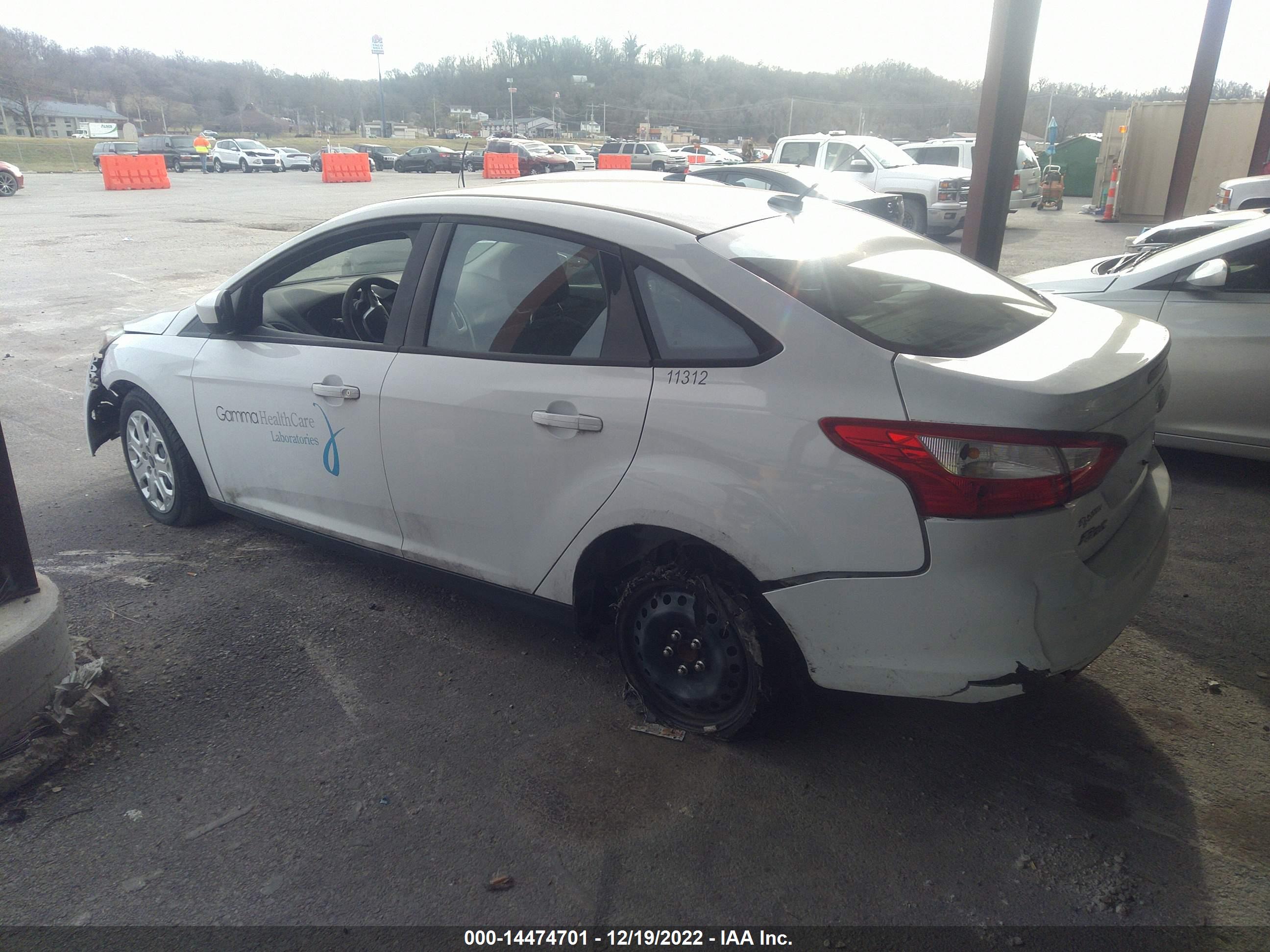 FORD FOCUS image 3