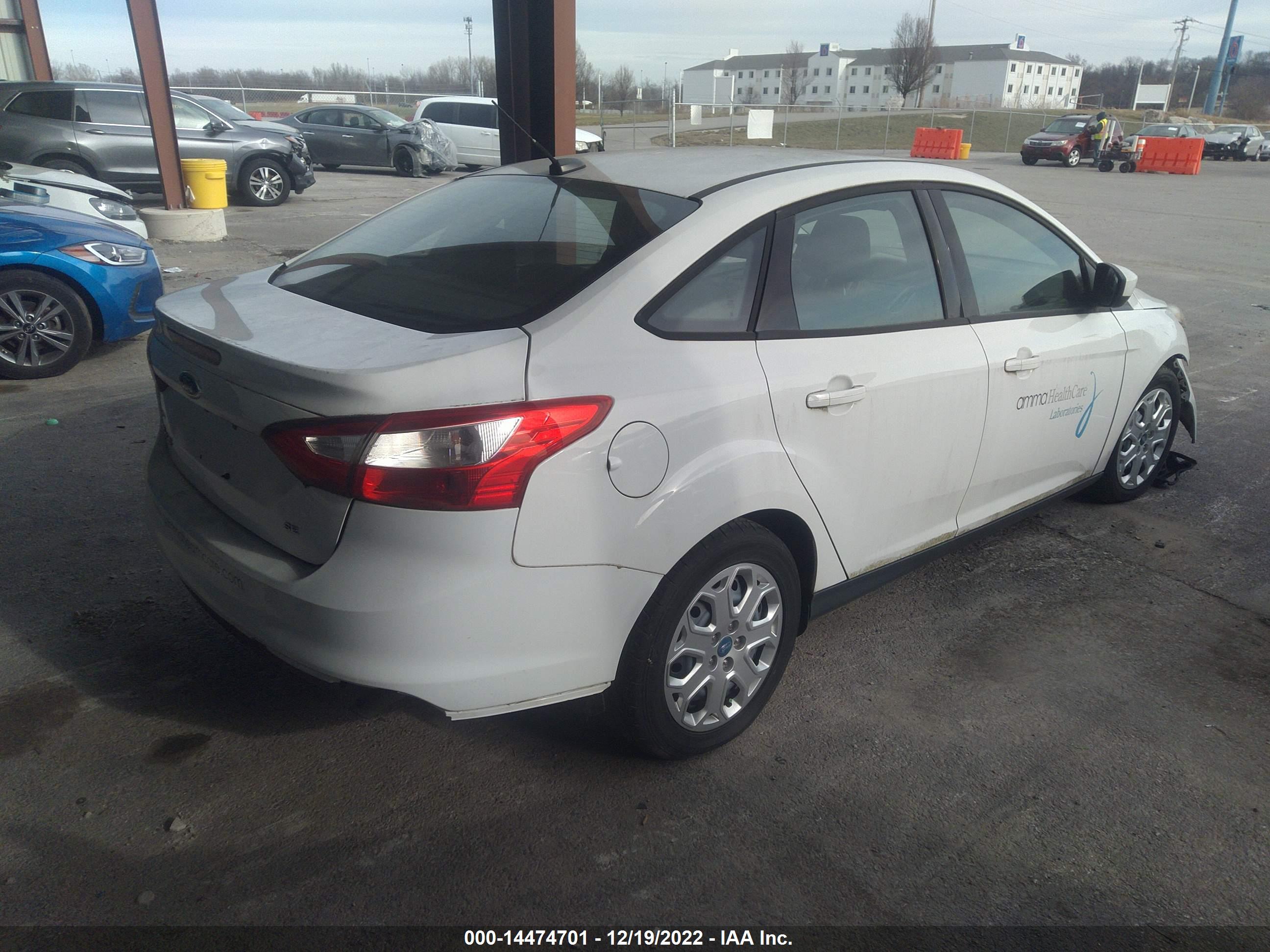 FORD FOCUS image 4