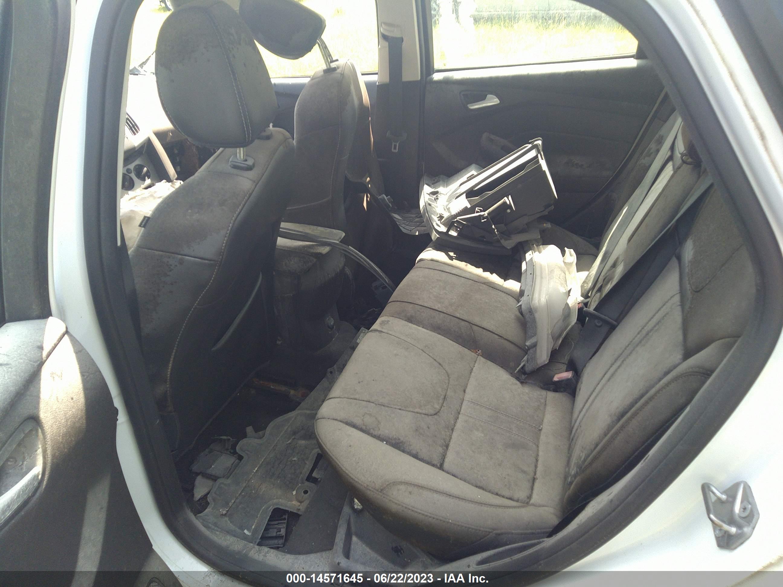 FORD FOCUS image 8