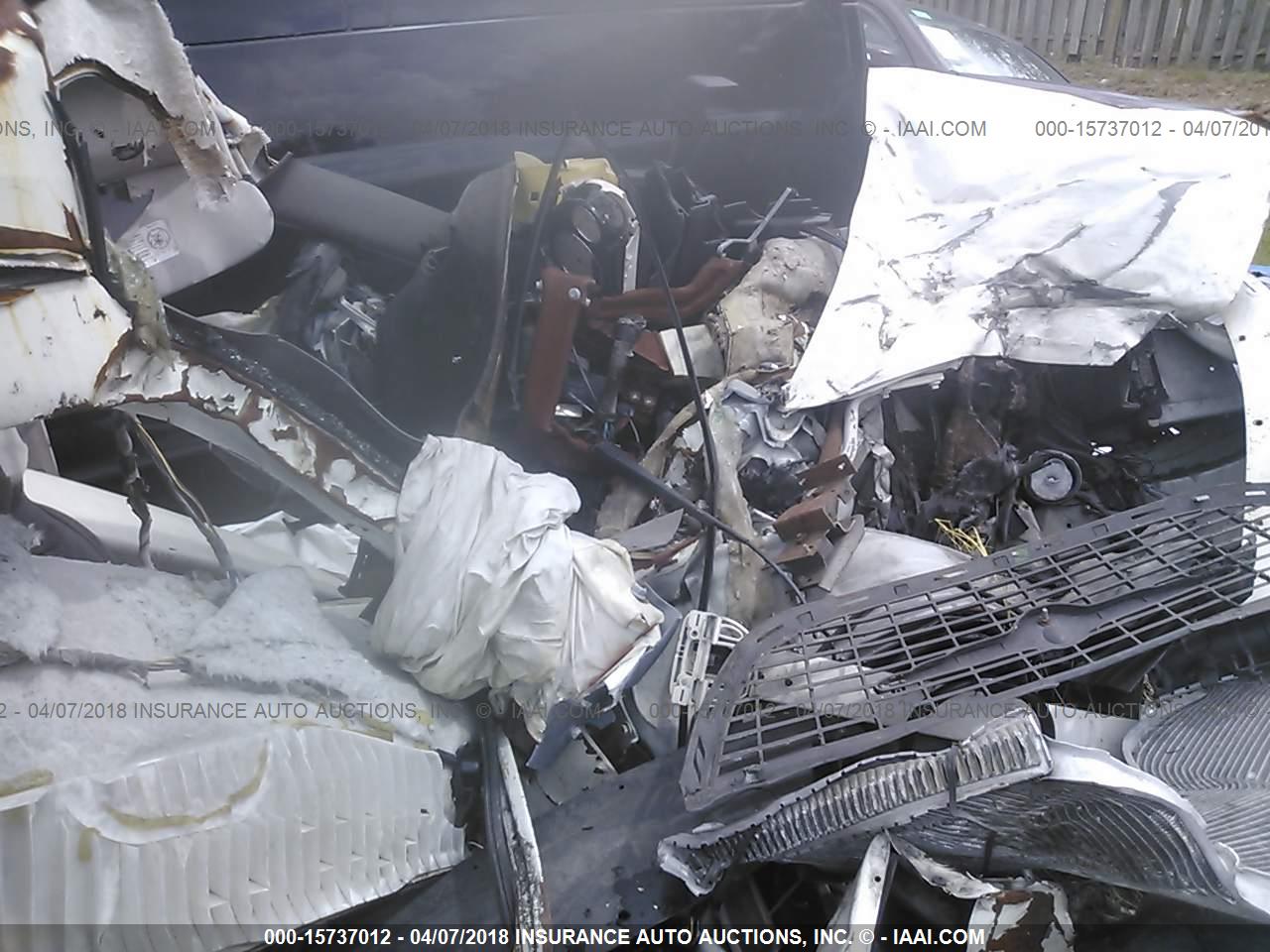 CHRYSLER TOWN image 5