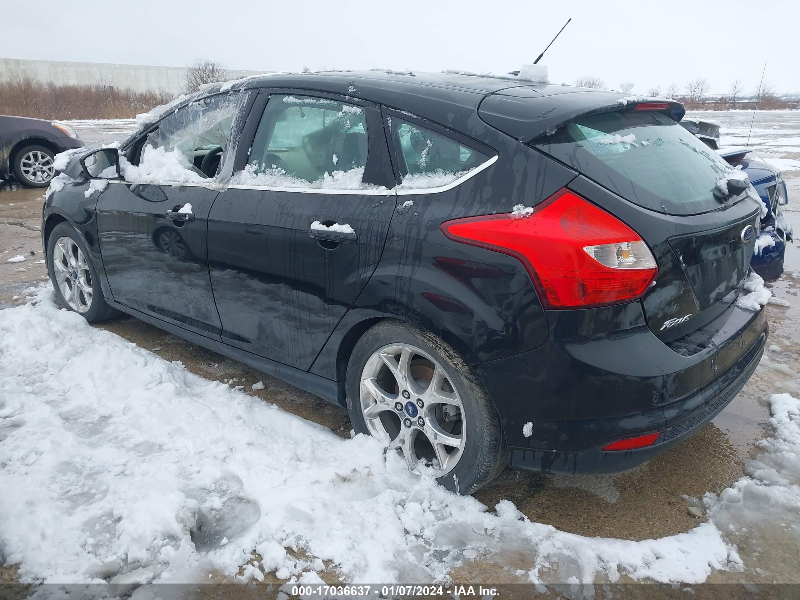 FORD FOCUS image 3