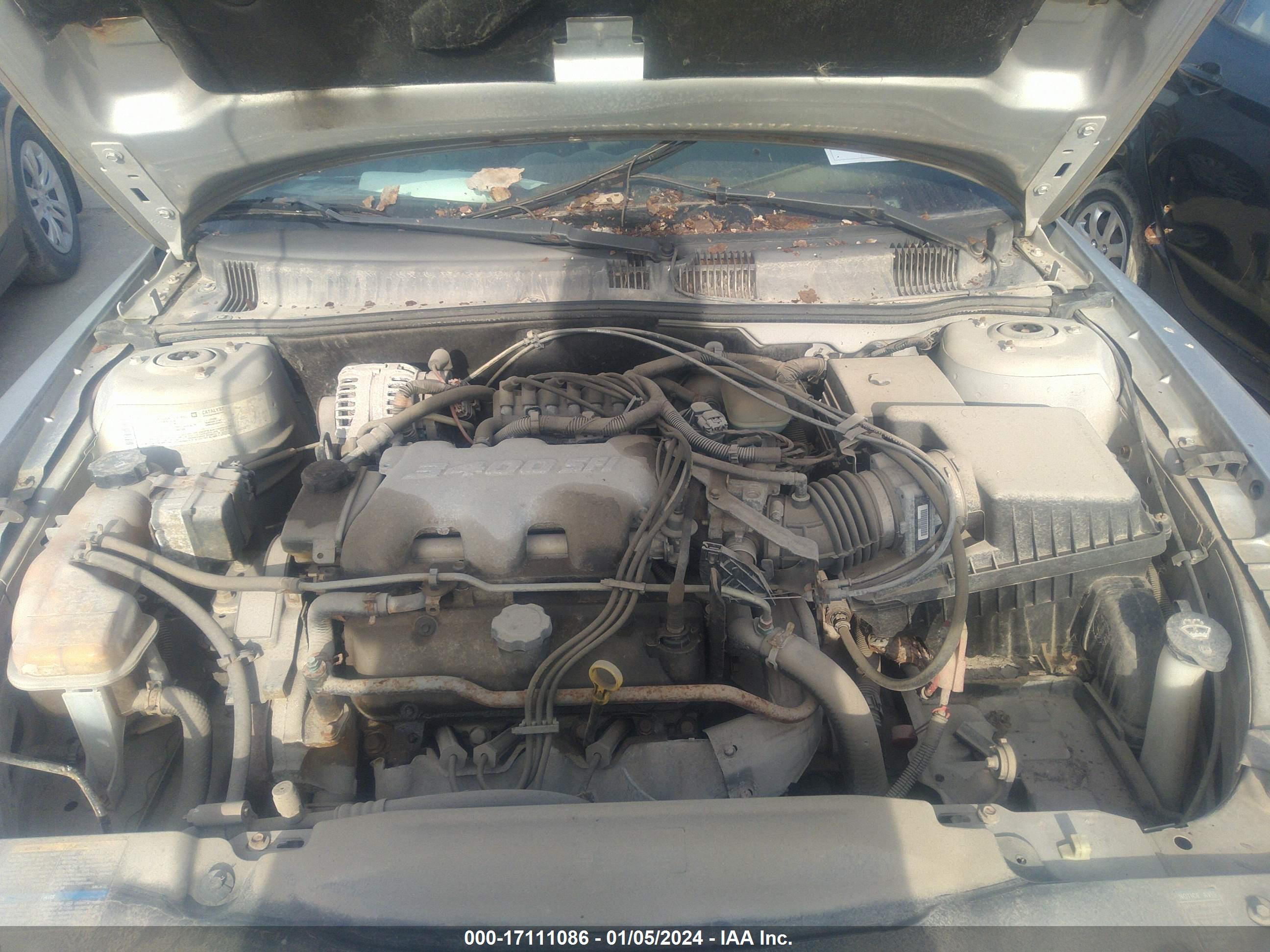 PONTIAC GRAND image 10