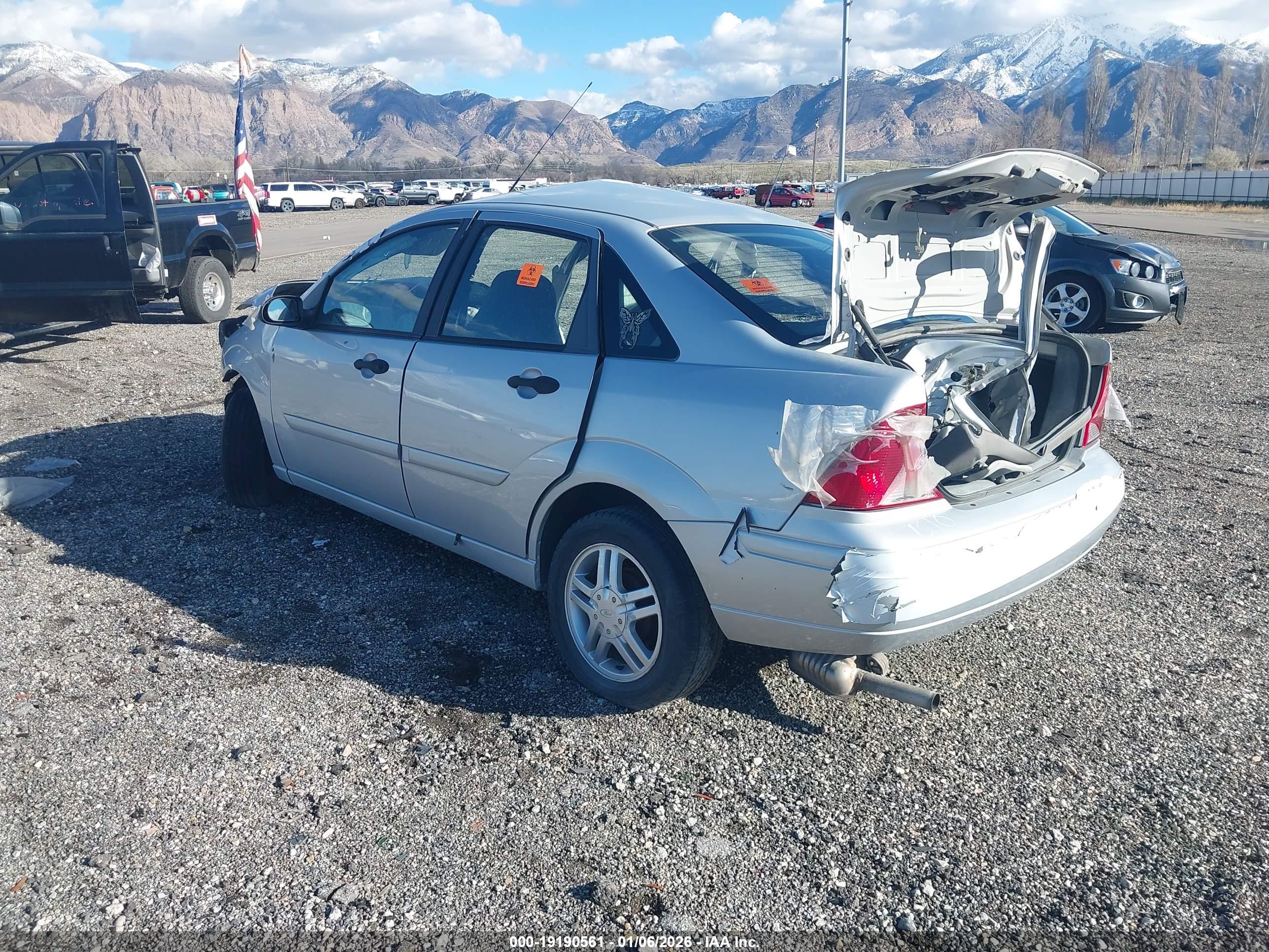 FORD FOCUS image 3