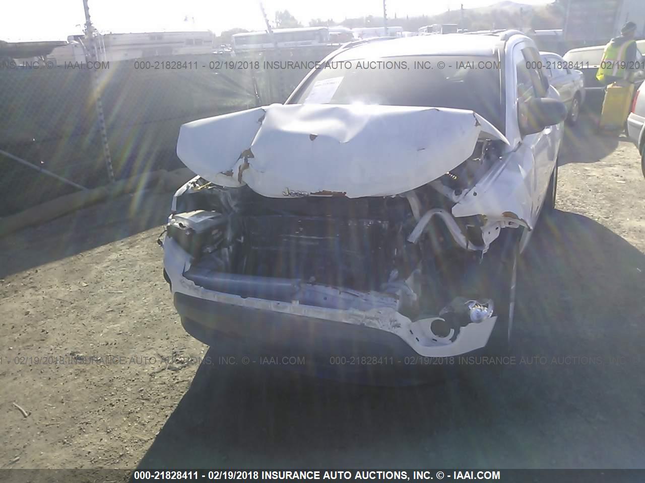 JEEP COMPASS image 6